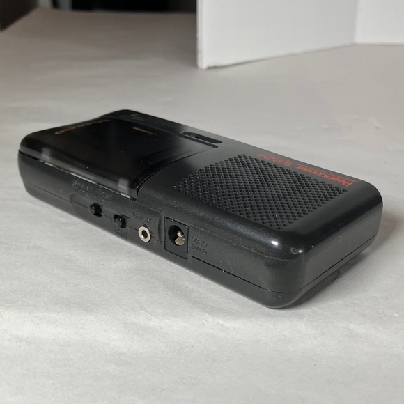 Olympus Pearlcorder 5924 Microcassette Recorder - Picture 5 of 11